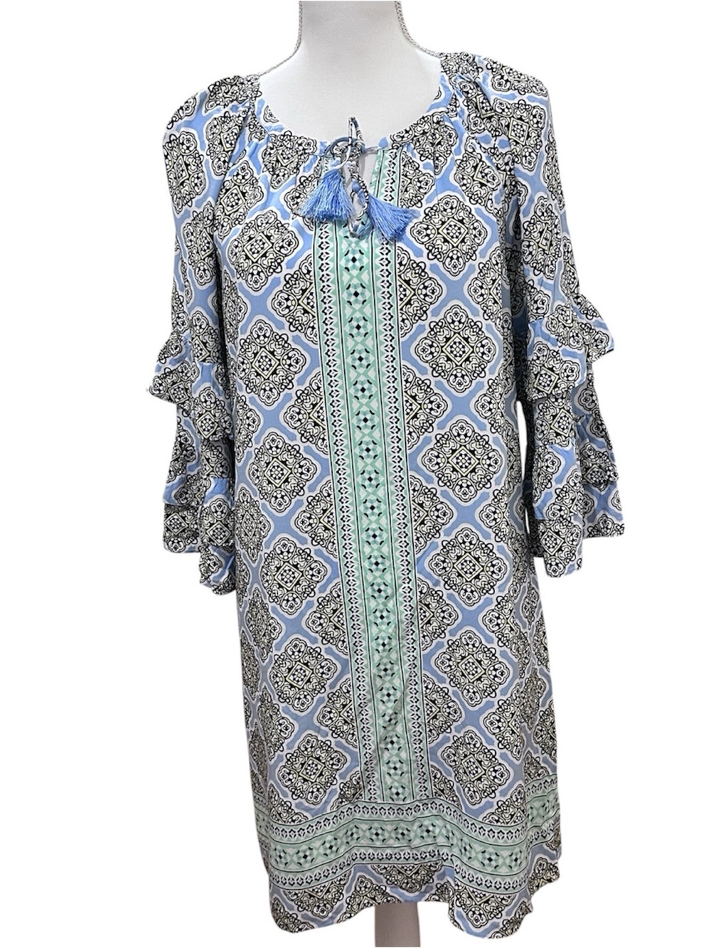 Crown & Ivy bohemian style shift dress.
